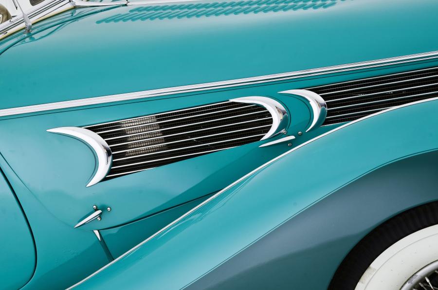 Детали экстерьера Delahaye 135 MS Speciale par Figoni & Falaschi 1939 года  (фото 3 из 25)